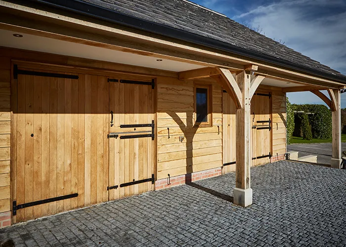 bespoke oak framed stables from yorkshire