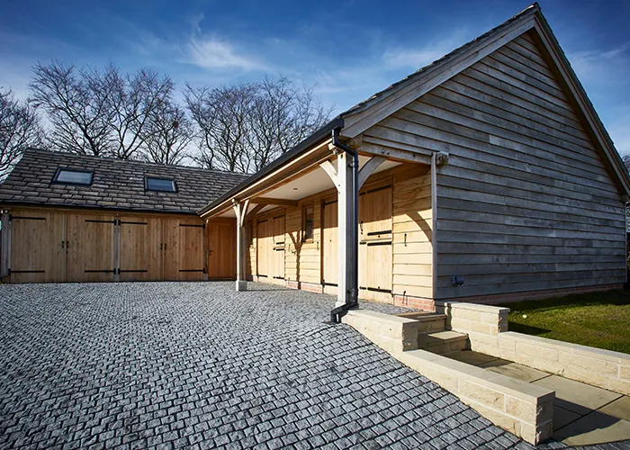 bespoke oak framed stables from yorkshire