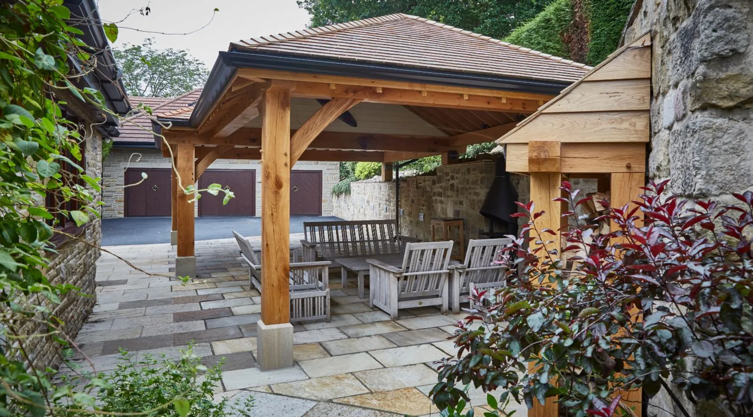 bespoke oak framed buildings Manchester